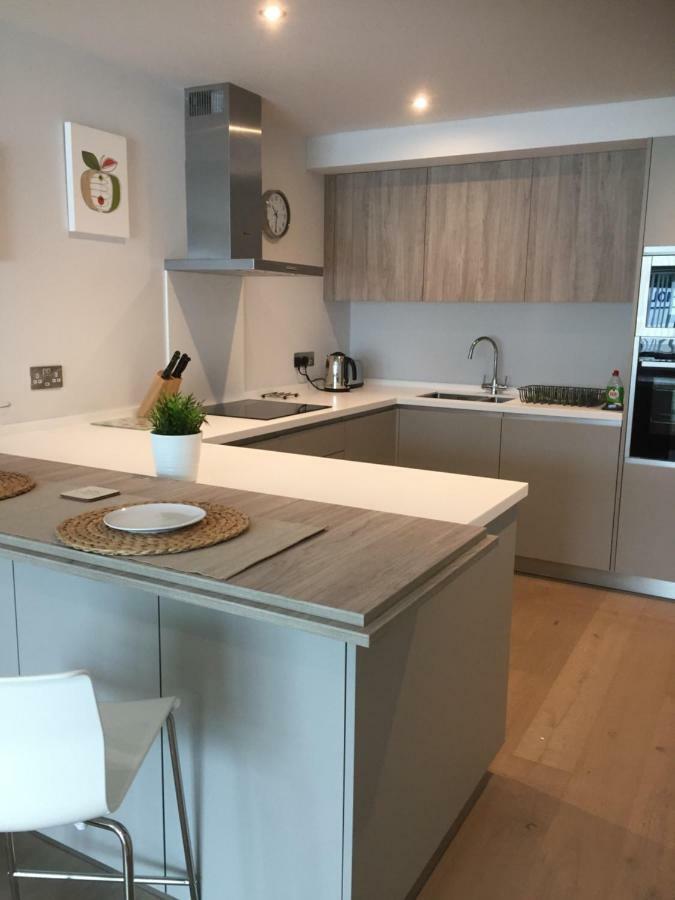Saltwater Suites At Fistral New Quay Екстериор снимка